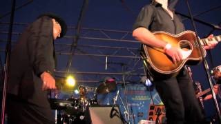 Tom Nolan Band with Jesse Nolan:   Can't Hold On