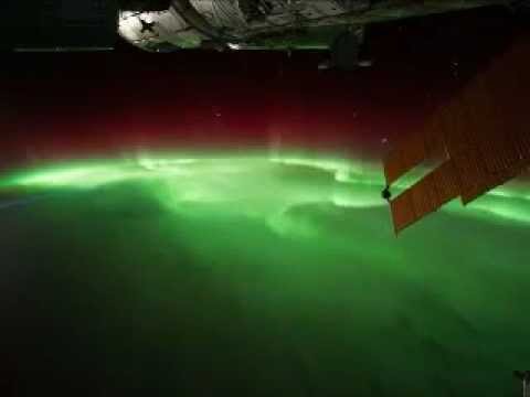 Северное сияние из космоса. Видео с МКС.