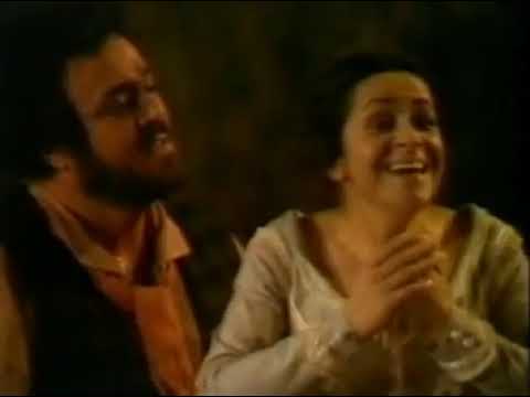 Ileana Cotrubaș delivers a Heartbreaking Mimi (with Lucia and Luciano)