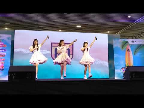 The Glass Girl : ปังปุริเย่ @ Idol Exchange "Aloha" - MBK【4K】