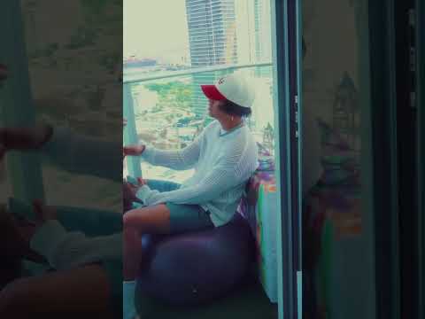 No visto de adidas y soy superstar