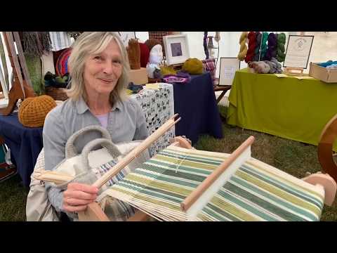 Flosstube #63 a very quick look at spinning/weaving at a county show