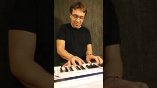 Who would imagine a king (Piano solo)