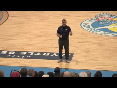 Geno Auriemma Discusses Shot Selection!
