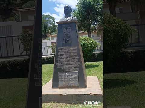 Praça Getúlio Vargas de patrocínio do Muriaé Mg