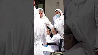 Download lagu Suster Muda Mendampingi Suster Senior #biarawati #suster #katolik #indonesia #shorts #viral mp3