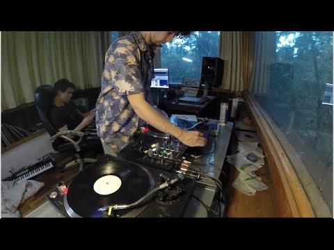 House music dj set- [Only Vynil]-  (Ikerio + Palomar) @the cabin