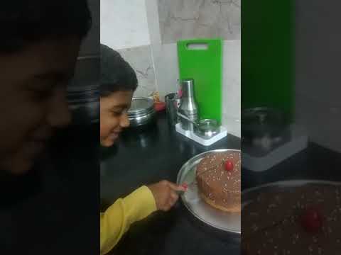 New Year Cake 🎂 cutting celebration, Abhigyan Saxena