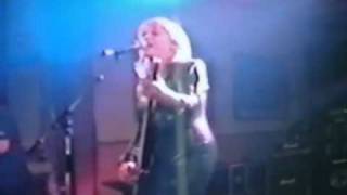 Suzi Quatro  Your mamma won't like me live