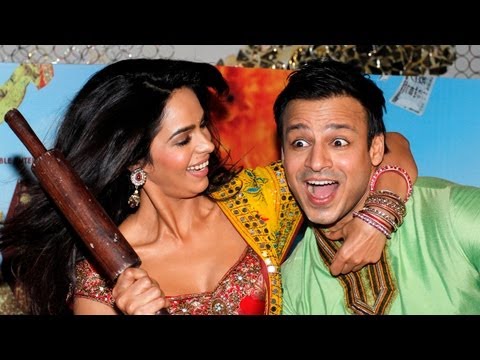 WATCH: Mallika Beats Up 'Badmaash' Vivek