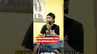 Download lagu SAKING MENGHAYATI LAGUNYA SAMPAI MEREM-MEREM MASNYA😂#shorts #fypp #trending #karaoke #keroncong #fyp mp3