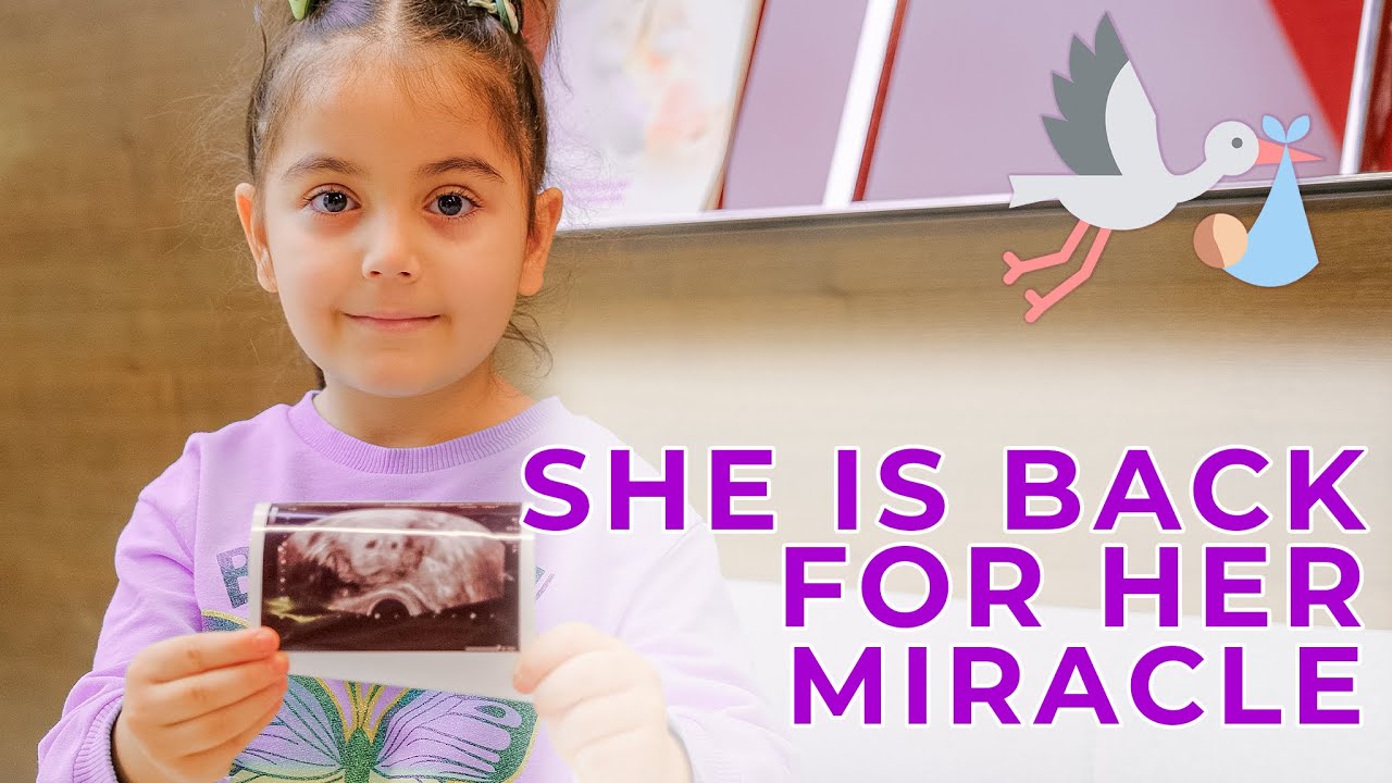 HAPPY MOTHER WITH TWIN IVF BABIES AFTER PERSONALIZED