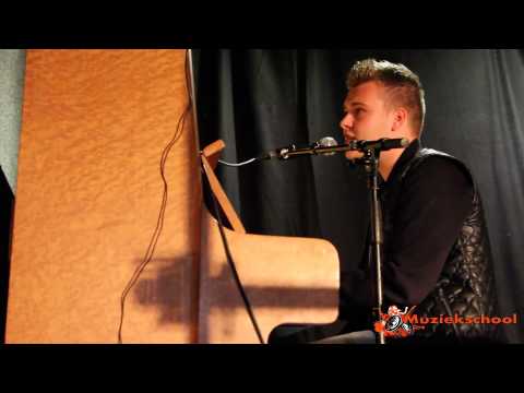 Jelle de Boon sings Say something