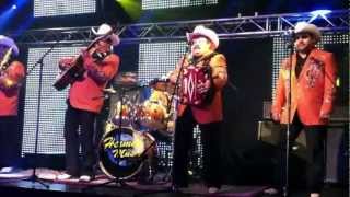 Don Lupe Tijerina  en el show de Johnny Canales 1