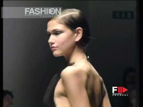 "Krizia Top" Autumn Winter 2001 2002 Milano 4 of 4 pret a porter by FashionChannel.mov