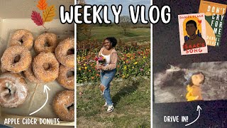 A Very Fall Weekly Vlog | Books, Pumpkin Patch, & 3000 subscribers 🥲