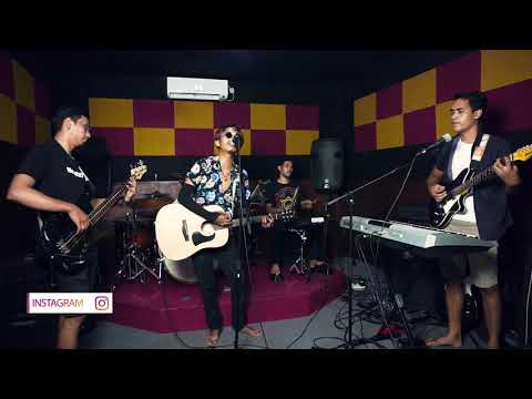 Band Lombok D'Mayer - Dont Look Back in Anger (cover)