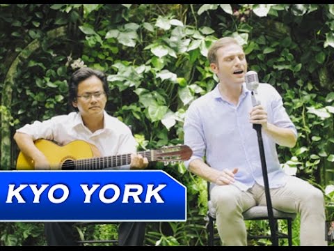 Thể hiện bởi Kyo York