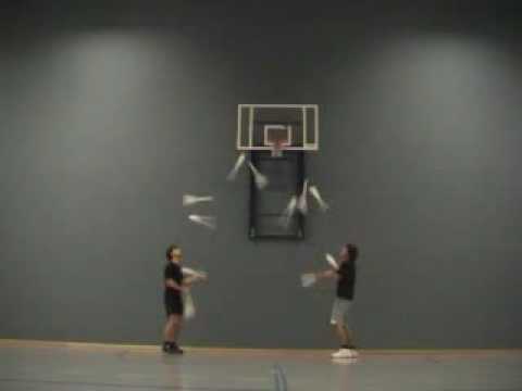 11 club passing world record