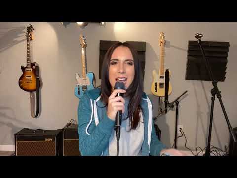 Jillian Jensen singing “Valerie” by Amy Winehouse