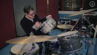 Sampling The Ludwig Super Classic & the Hayman Vibrasonic kit