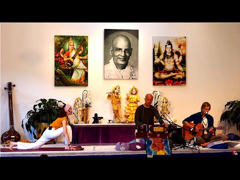 Mantrayogastunde mit Matthias und Pieter 09:15 Uhr 07.07.2020