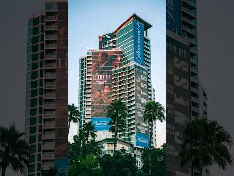 Multicolor polyester building wraps banner