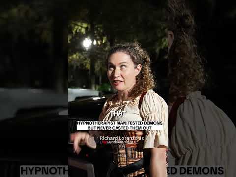 She summoned a whole demon while her patient was hypnotized!😳