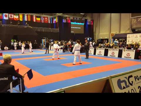 Aka- Natalia Szponder ( POL) Ao- Wen Tzu-Yun (TPE)