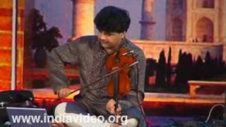 Fusion music by Ganesh and Kumaresh at Nishagandhi- I