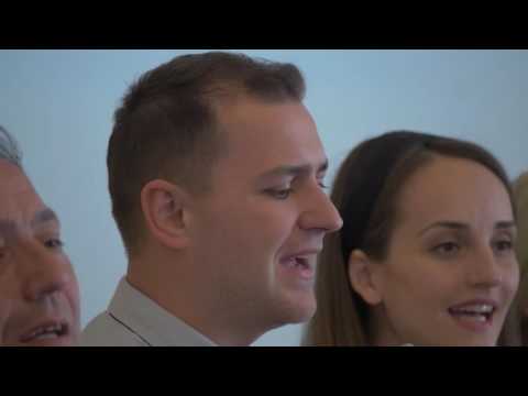 CAND SE CLATINĂ TEMELIILE SURANI