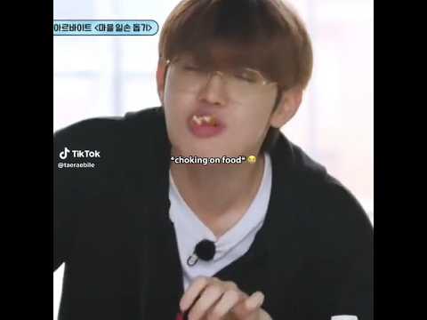 Kim tae rae cute moment when he was chocking on food when he considered non korean & called taera