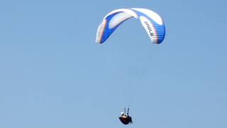 preview picture of video 'Silvereagle Adventure   Paragliding in Sri Lanka'