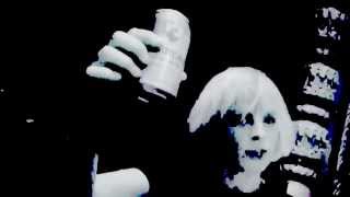 CAROL van DIJK (Bettie Serveert) zegt SPIJKERROK