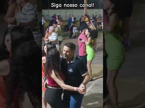 Vamos dança #passossertanejos #roça #vidanaroça #agro #minasgerais #vidareal  #mulherbonita