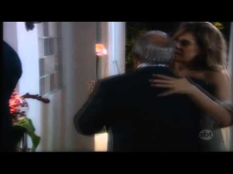 Maria Esperança-  Maria dança com Otávio e Edu não esconde seu ciúmes