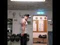 Triceps posing