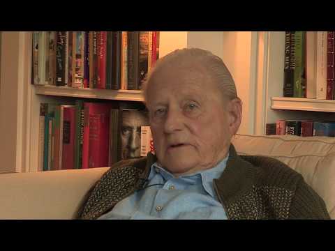 John Julius Norwich - Becoming a peer of the realm (121/136)