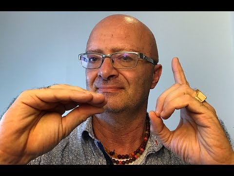 Cadere il martello di Thor falso Ragazzo ha presentato un orologio Donna video online