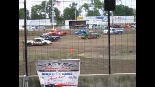 preview picture of video 'Figure 8 Stock Class (First Heat) - Allison, IA - 6/8/2013'