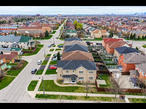 3228 Camberwell Drive, Mississauga Home for Sale - Real Estate Properties for Sale