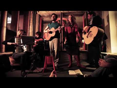 TAMMURIATA NERA- Santa Mozzarella Ensemble