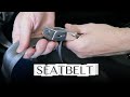 How to Fasten Your Seatbelt on an Airplane How to Fasten Your Seatbelt on an Airplane