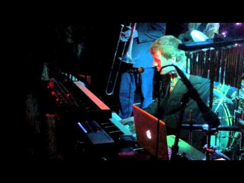 Carl Hudson & the Digisoul Band - Languid Squid (Live at Madame Jojos 6th June 2013)
