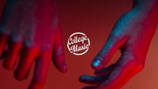 ABBY DIAMOND - There&#39;s A Light In My Room