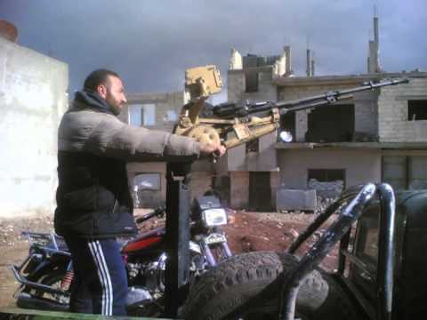 برومو  محمد وأمين طلاس من عناصر الفيلق الأول في حمص