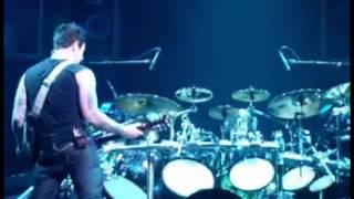 Download lagu The Rev Drum Solo (Best Audio) mp3