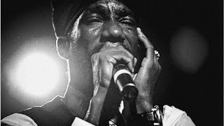 Sizzla -  Holding Firm
