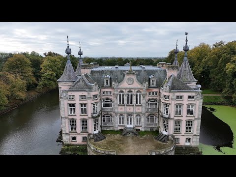 A beautiful castle in Poeke (Aalter)