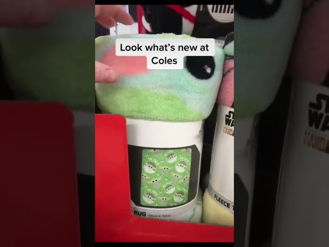 Vídeo relacionado con Sudadera navideña de Mandalorian de Star Wars | Suéter navideño para niños | Sudadera acrílica de Navidad con estampado de Grogu de Star Wars para niños | Regalos de Mandalorian para niños, azul, 8-9